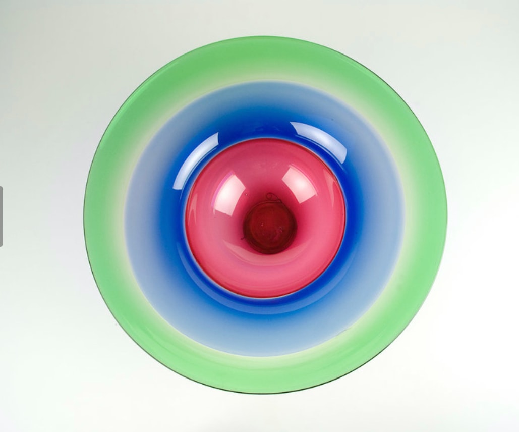 Concentric rings glass bowl